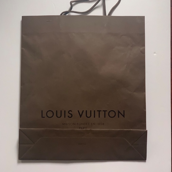 Louis Vuitton Medium Paper Shopper - Picture 2 of 5
